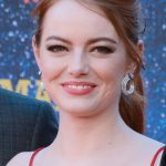 Emma_Stone_at_Maniac_UK_premiere_28cropped29